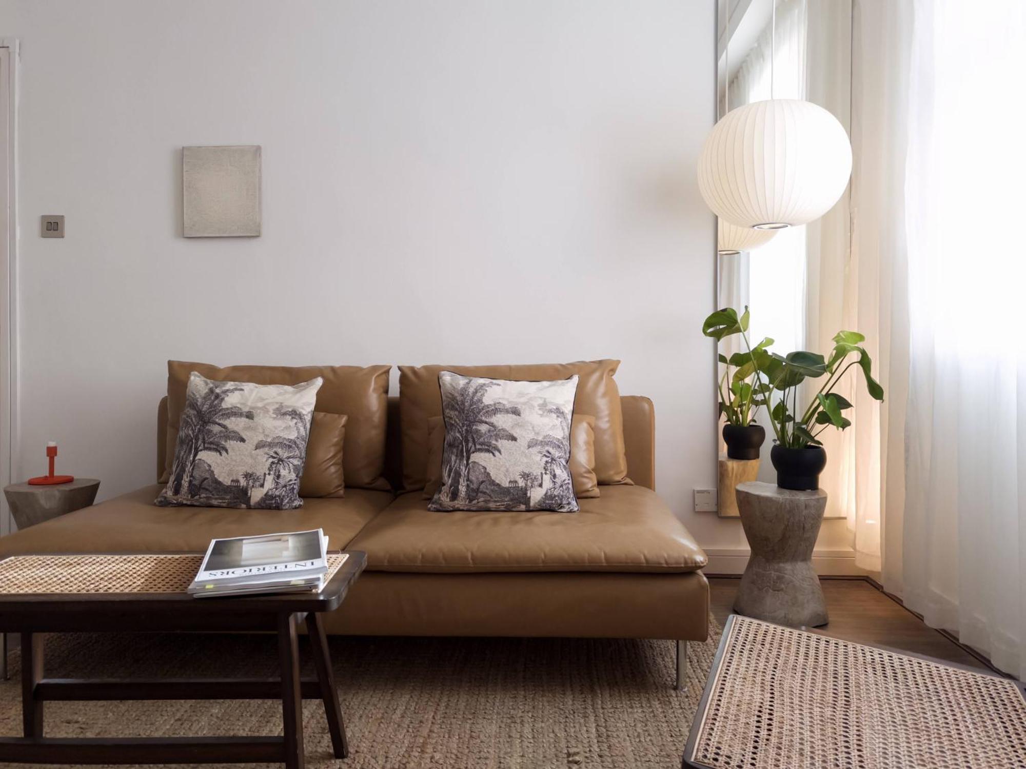 Tranquil Oasis W 100Inch Cinema & Hammock, By The Design Traveller Appartement Londen Buitenkant foto